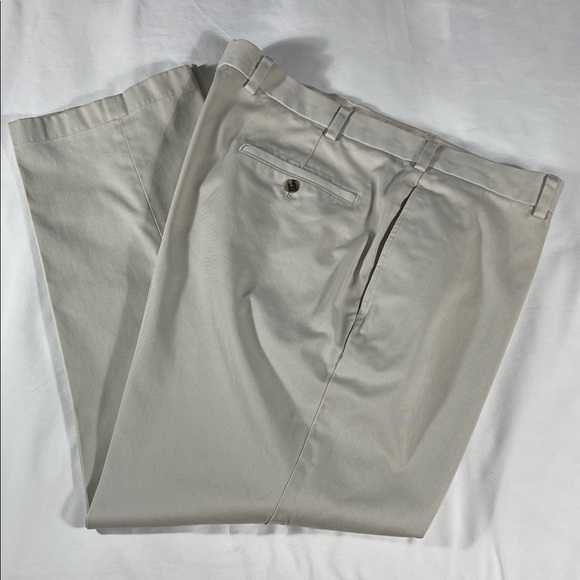 Brooks Brothers mens stone Clark Advantage Chino flat front pants - size 42x30 - Picture 1 of 13